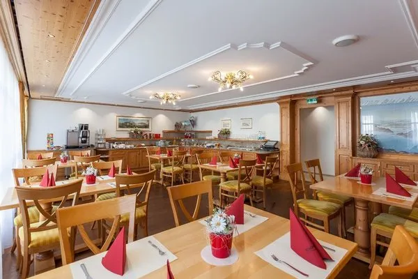 Hotel Weisses Rössli Brunnen