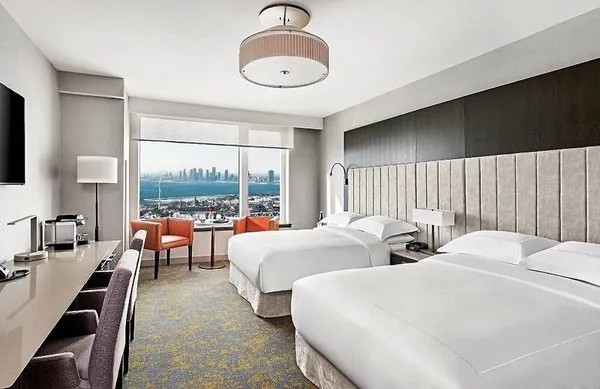 Hotel X Toronto by LHC
