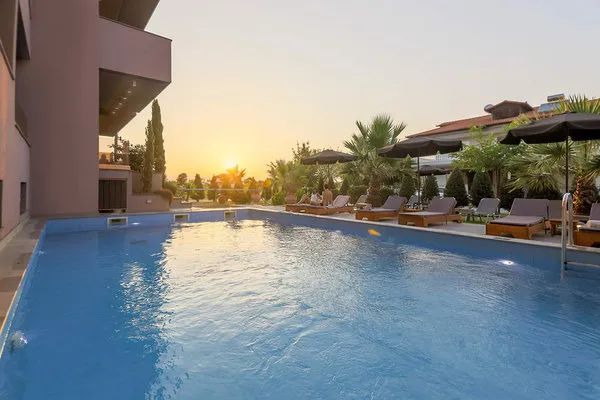 Hotel Yakinthos