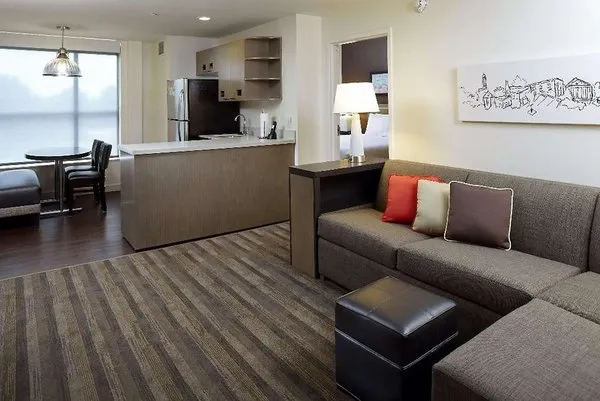 Hyatt House Charleston/Historic District