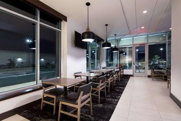 Hyatt Place Delano