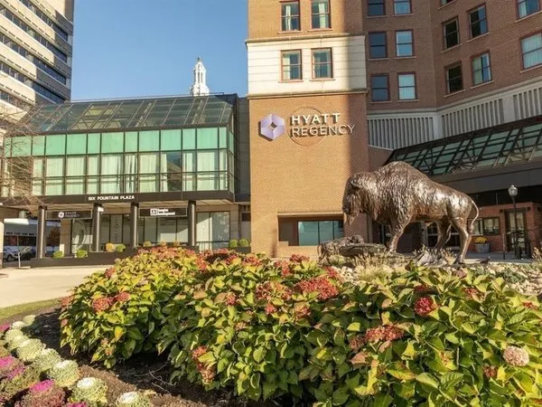 Hyatt Regency Buffalo / Hotel and Conference Center