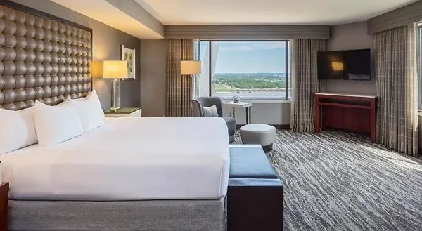 Hyatt Regency St. Louis at The Arch