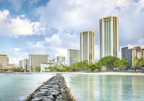 Hyatt Regency Waikiki Beach Resort & Spa