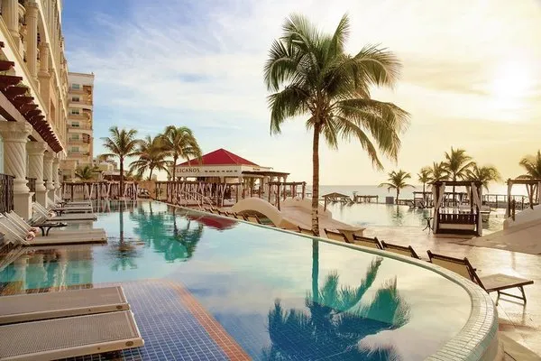 Hyatt Zilara Cancún