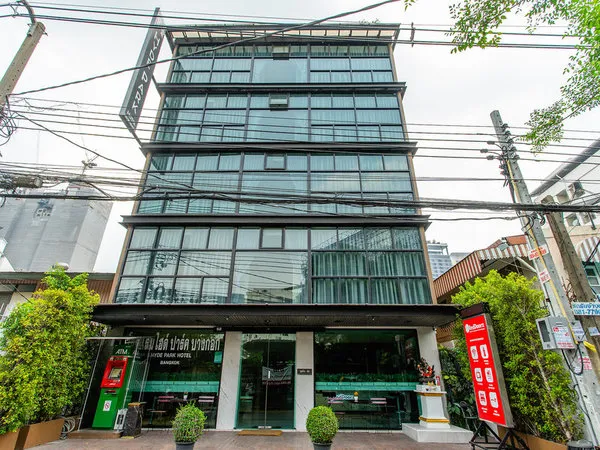 Hyde Park Hotel Bangkok