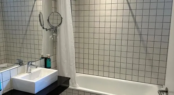 Hypernym Hotel & Suites