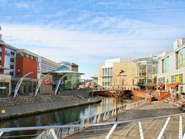 ibis Reading Centre