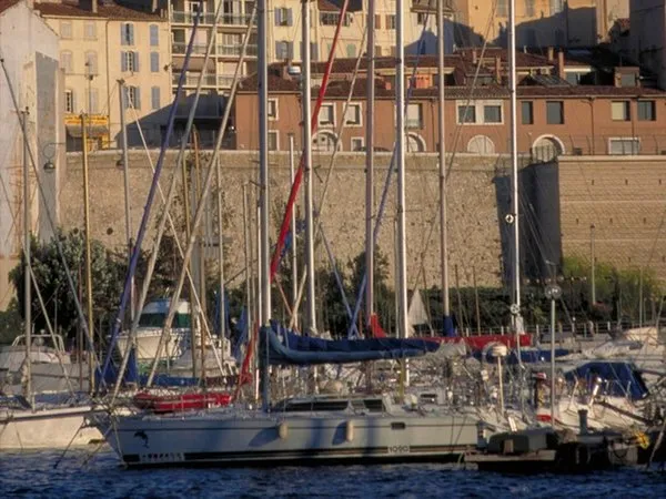 ibis Styles Marseille Vieux Port Hotel