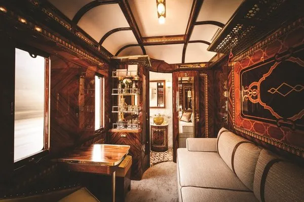 Im Venice Simplon-Orient-Express von Wien nach Paris,Venice Simplon-Orient-Express: Wien - Paris,Venice Simplon-Orient-Express Wien - Paris,Im Venice Simplon Orient Express von Wien nach Paris