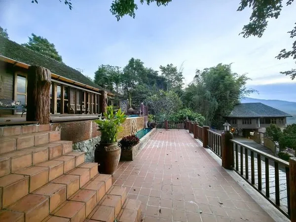 Insda Resort