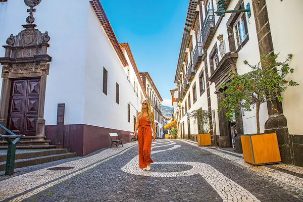 Inselzauber Madeira: Entspannte Tage zwischen Natur & Kultur