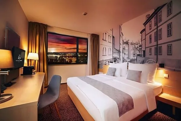 Iris Hotel Eden