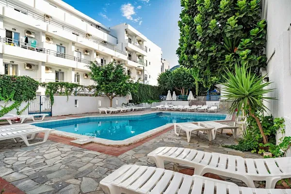 Iro Hotel - Adults Friendly