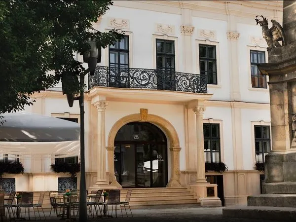 Jais Home-moon Apartment-muzeului Square-old Town