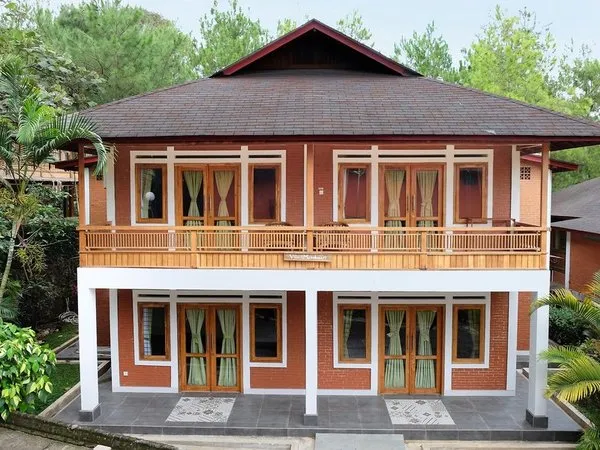 Jambuluwuk Batu Village Resort & Convention Hall