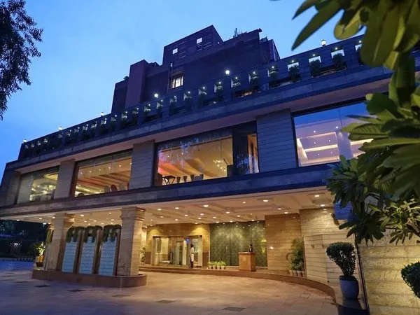 Jaypee Siddharth Hotel