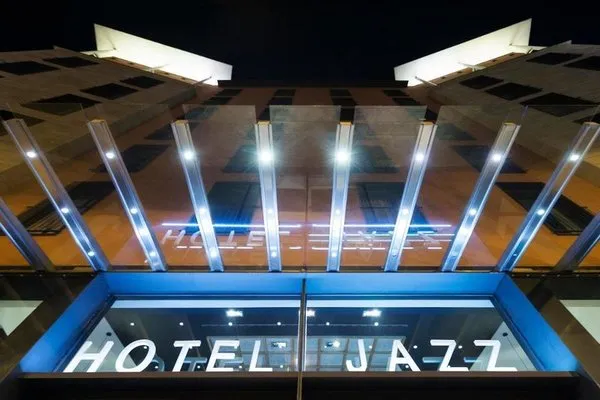 Jazz Hotel