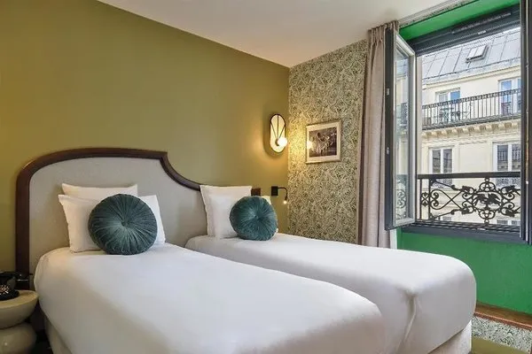 Josephine Hotel