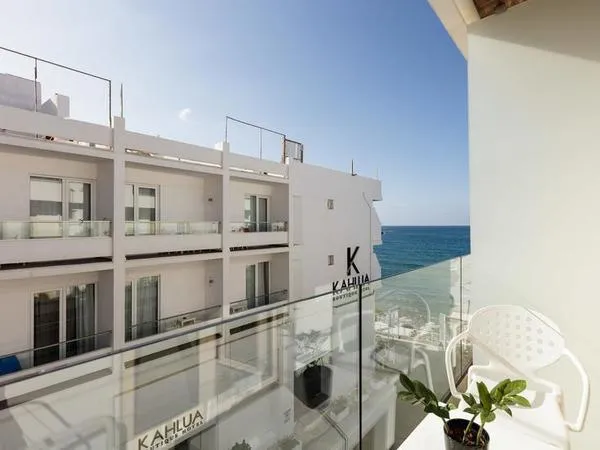 Kahlua Sea View Suites