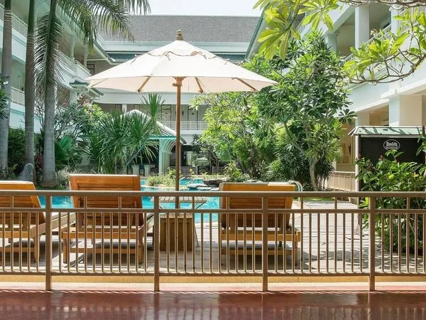Kalanan Riverside Resort