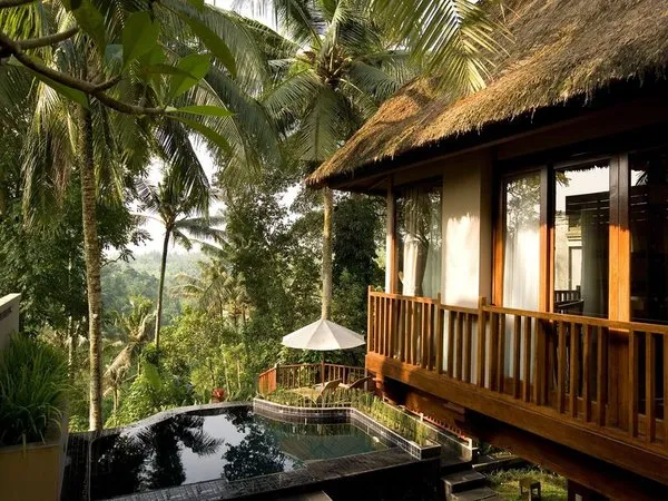 Kamandalu Resort & Spa