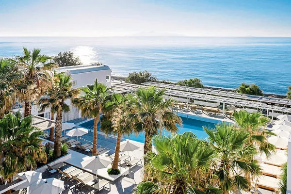 Kamari Beach Hotel