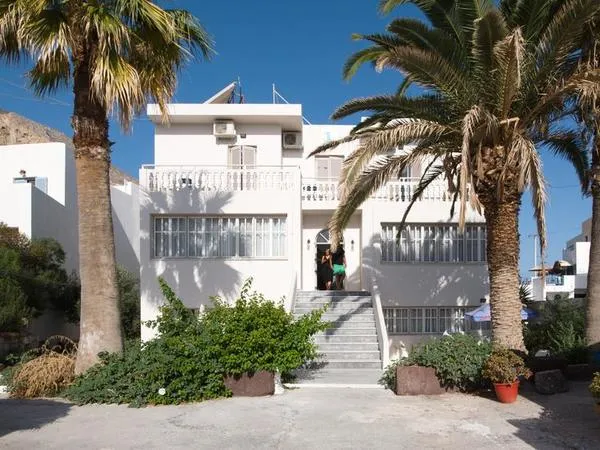 Kamari Blu Boutique Hotel