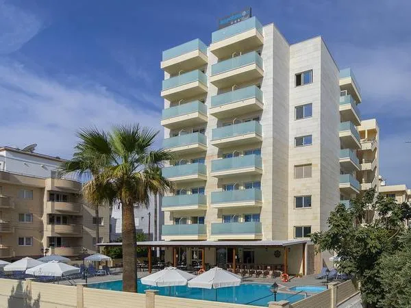 Kapetanios Limassol Hotel