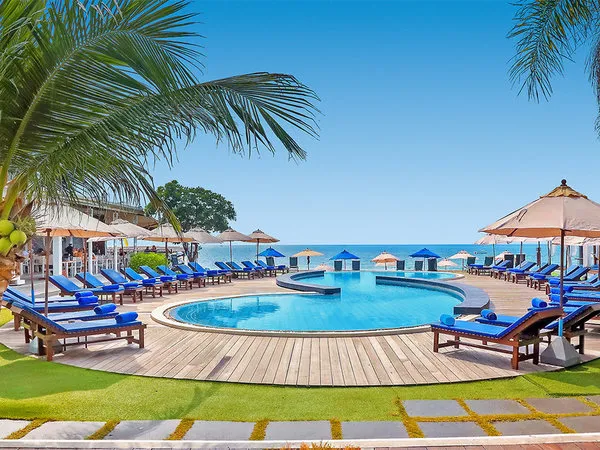 KC Beach Club & Pool Villas