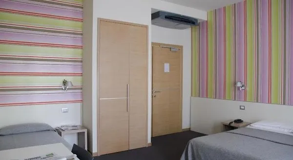 Key Hotel