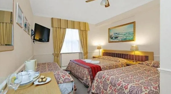 Kingsway Park Hotel at Park Avenue