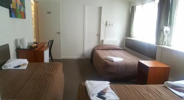 Kiwi International Hotel