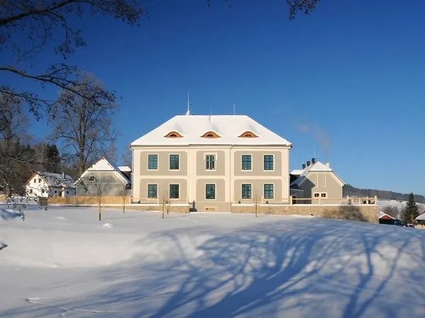 Knizeci Cesta Aparthotel & Wellness Lipno