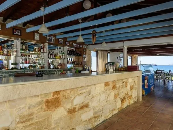 Kostakis Beach Apartments