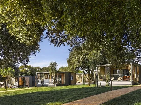 Koversada Covered Mobile Homes