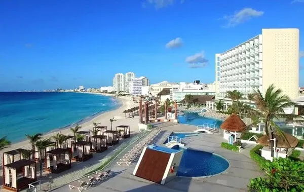Krystal Cancún