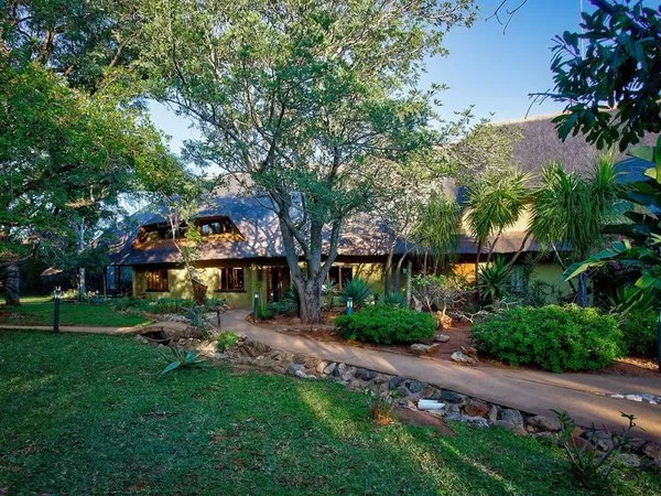 Kubu Safari Lodge