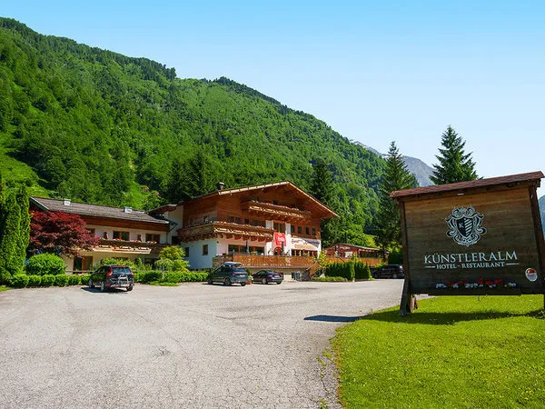 Künstleralm Hotel & Apartments