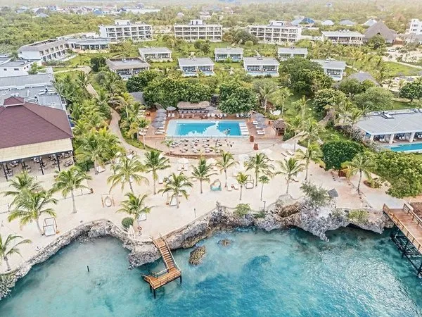 Kwanza Resort by SUNRISE