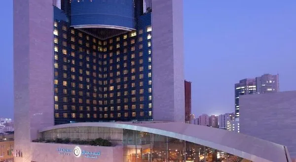 La Cigale Hotel