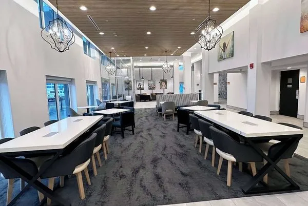 La Quinta by Wyndham Chicago O'Hare Airport