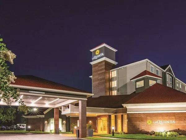 La Quinta Inn & Suites by Wyndham Orlando UCF