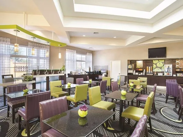 La Quinta Inn & Suites by Wyndham Phoenix Scottsdale