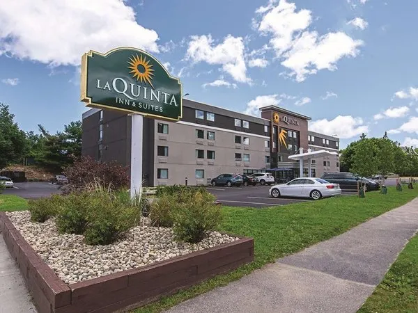 La Quinta Inn & Suites by Wyndham Portland