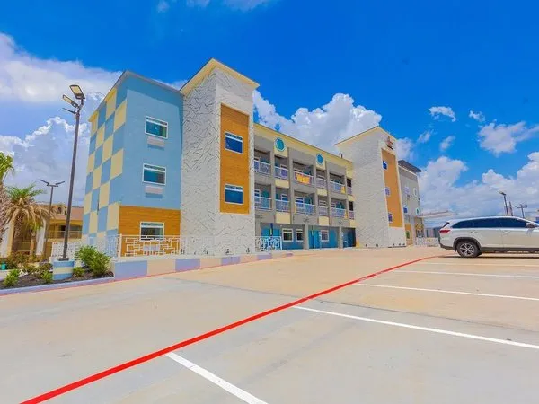La Vyoma Villas