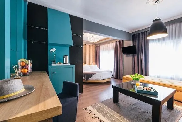 Ladadika Design