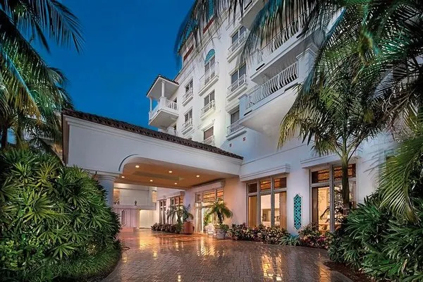 Lago Mar Beach Resort & Club