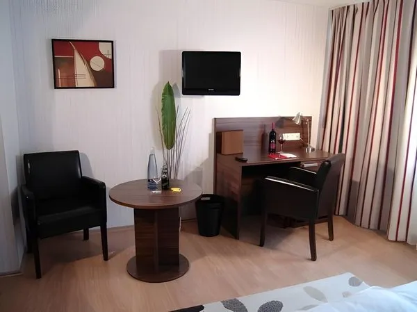 Landhotel Wolfschlugen