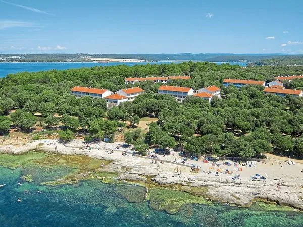 Lanterna Resort